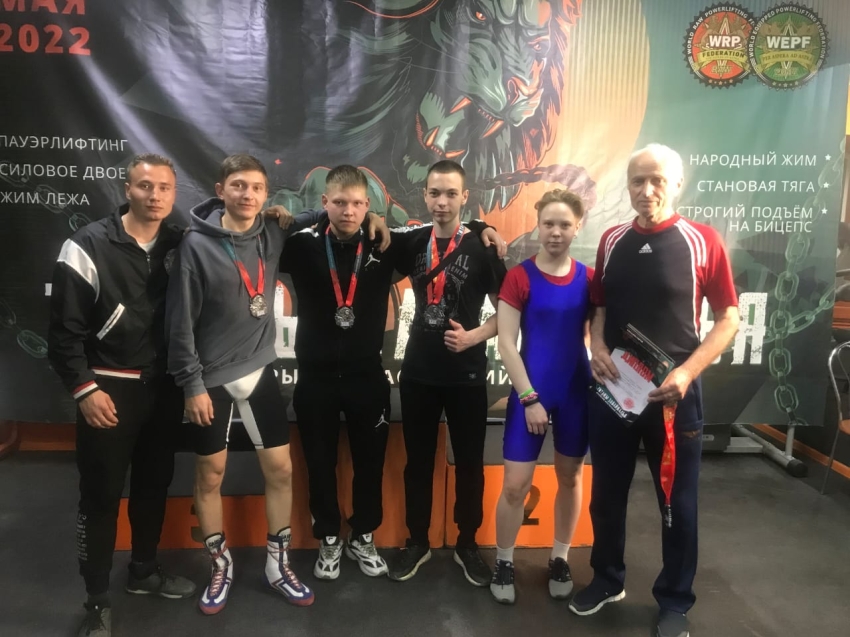 Пауэрлифтингисты из Сретенского района завоевали первые места в турнире «Титаны Забайкалья»
